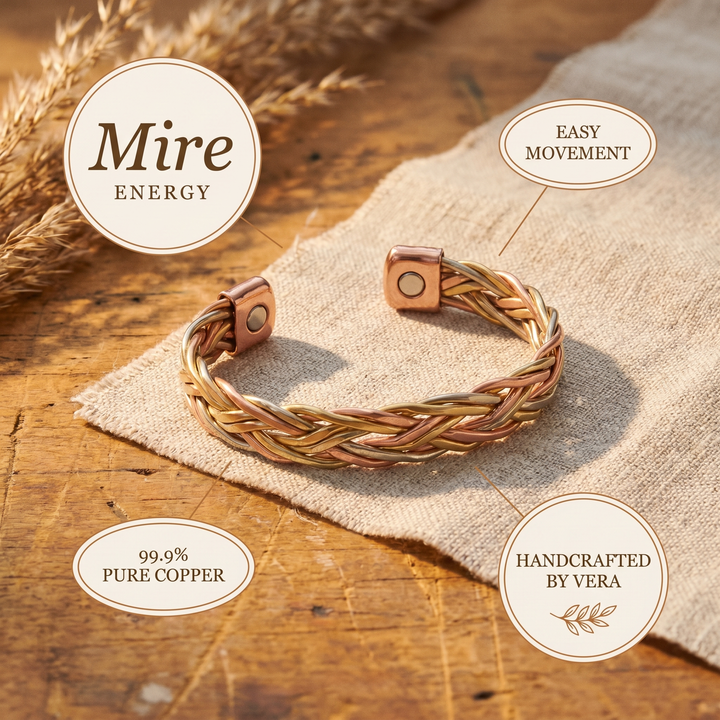 Chloé's Mire Copper Bracelet