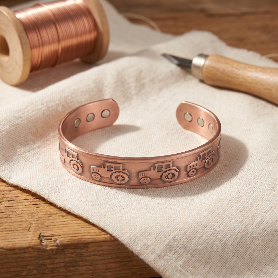 Chloé's Brae Copper Bracelet
