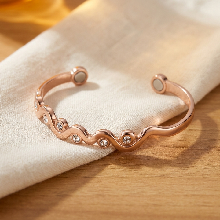 Chloé's Lark Copper Bracelet